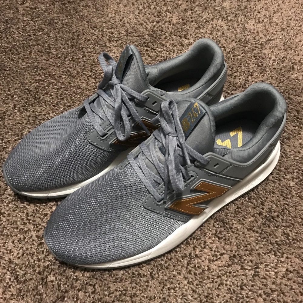 New Balance Women size 9